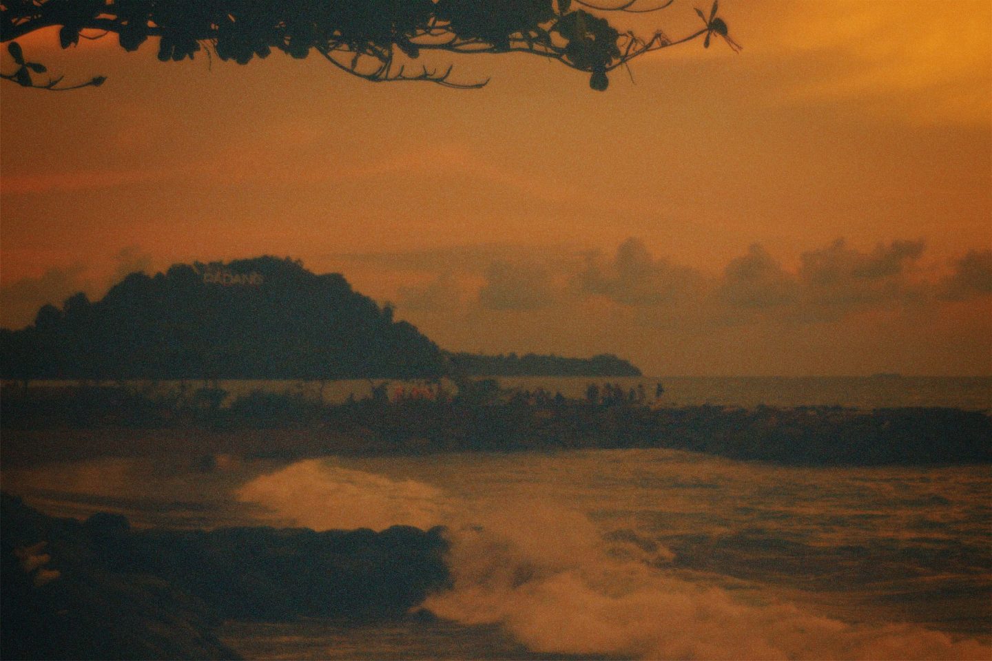 Pantai Padang, 30 Oktober 2024. Arsip wilayah, bukan dokumentasi kegiatan koperasi.